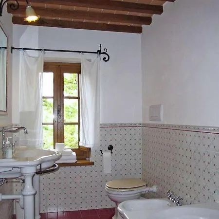 Podere Caldaruccio La Pineta For 18 People Holiday home Ramazzano - Le Pulci