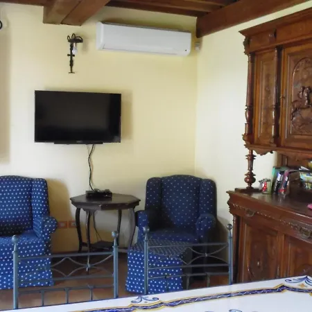 Podere Caldaruccio La Pineta For 18 People Feriehus *