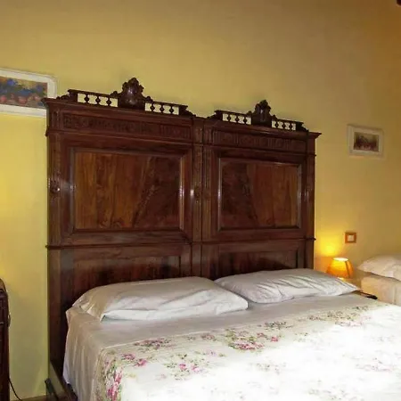 Podere Caldaruccio La Pineta For 18 People * Ramazzano - Le Pulci