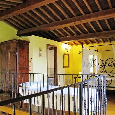 Podere Caldaruccio La Pineta For 18 People * Ramazzano - Le Pulci
