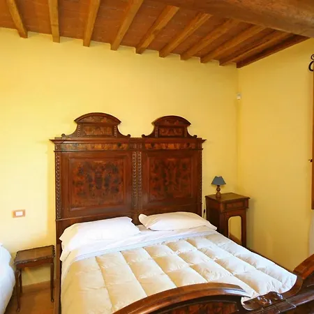 Podere Caldaruccio La Pineta For 18 People * Ramazzano - Le Pulci