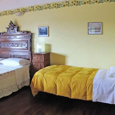 Podere Caldaruccio La Pineta For 18 People Holiday home *