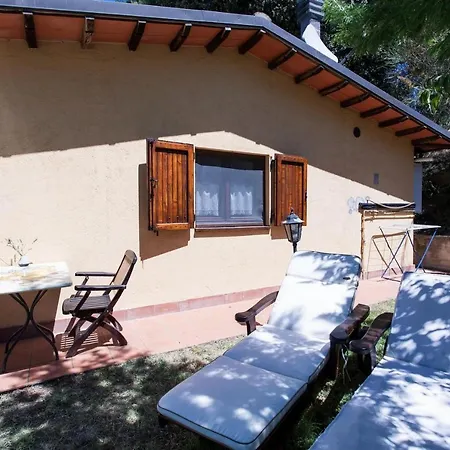 Podere Caldaruccio La Pineta For 18 People Ramazzano - Le Pulci